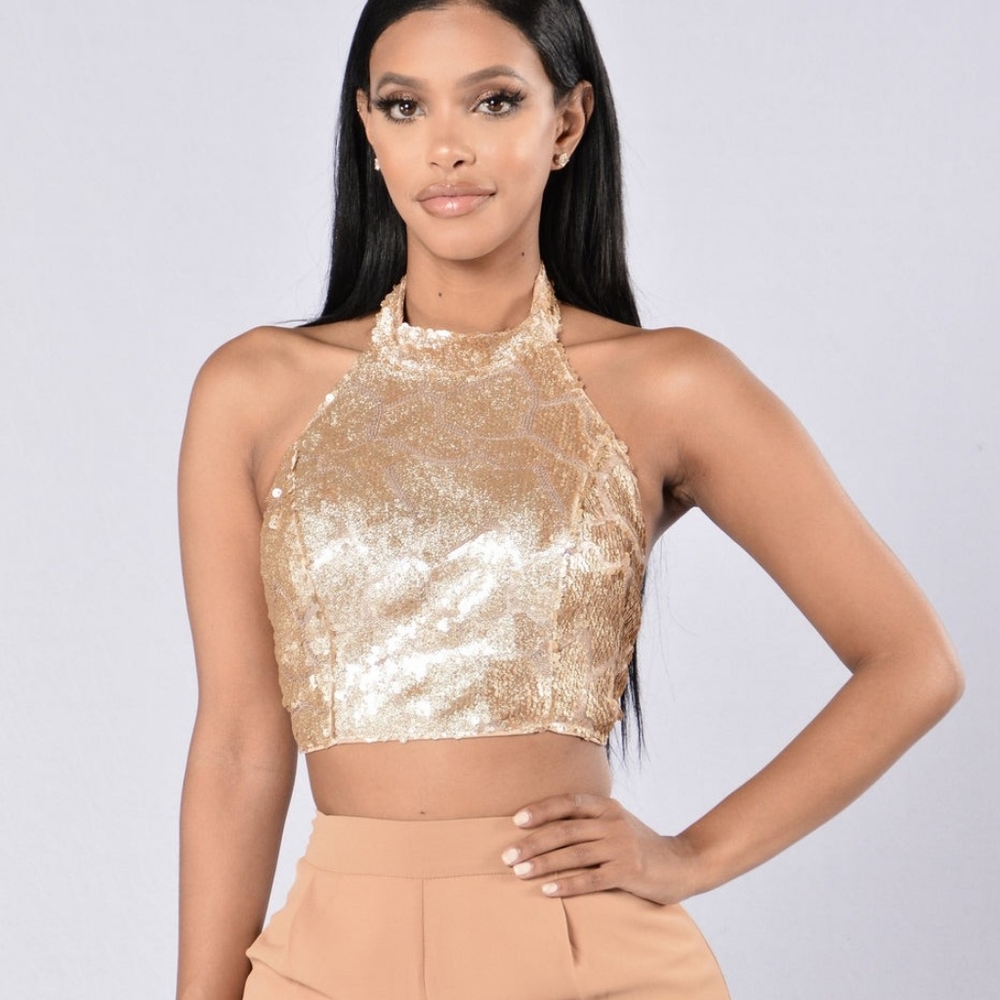🖤NWT Fashion Nova Long Way To Go Crop Top
